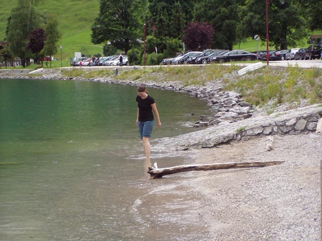 F&uuml;&szlig;e k&uuml;hlen im Achensee