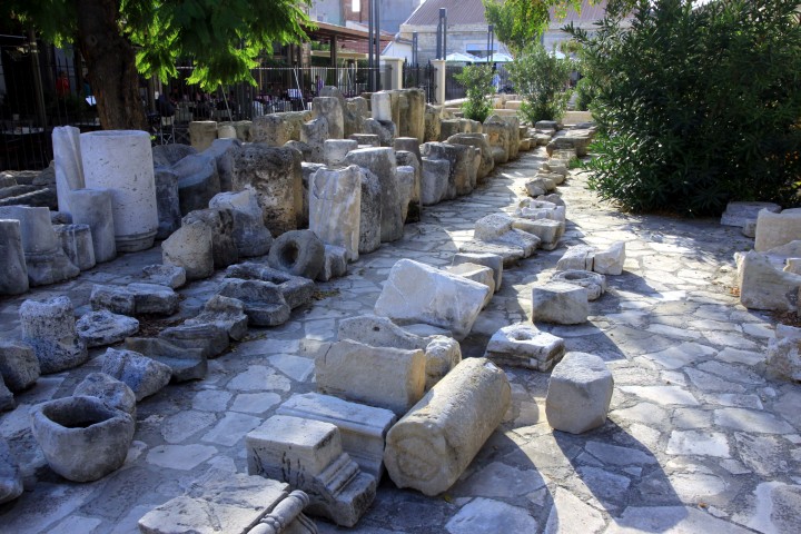 und &uuml;berall alte Steine