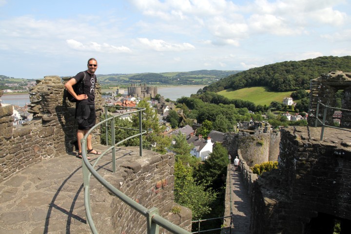 Mit Blick auf die Burg