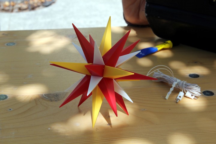 Herrnhuter Stern-Gebastel