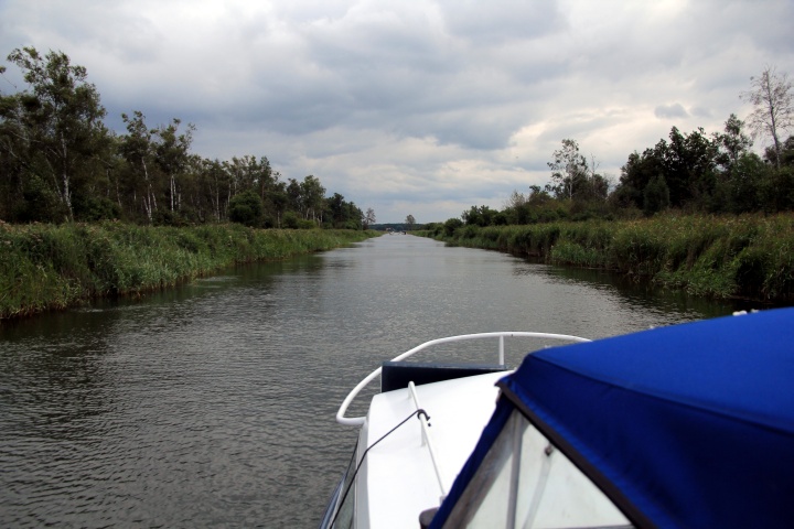 Kana&lstrok; Jegli&nacute;ski