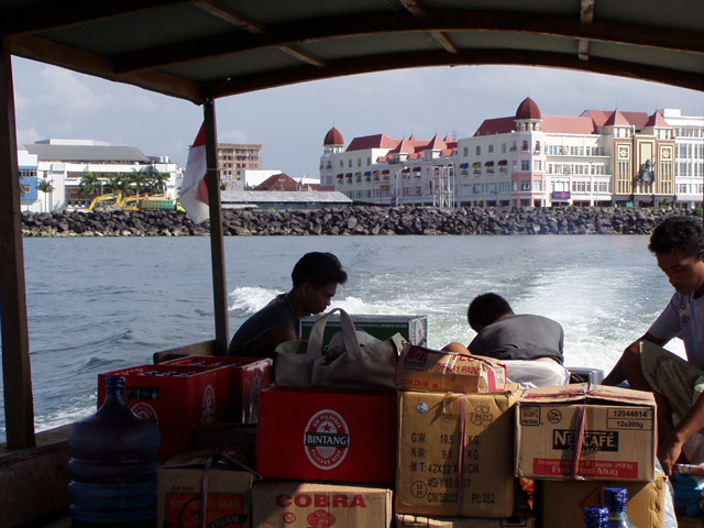 Fahrt nach Bunaken /Sulawesi