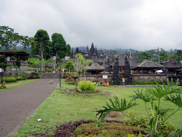 Pura Besakih (1)