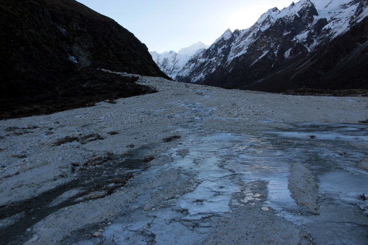 Nach Langshisha Karka