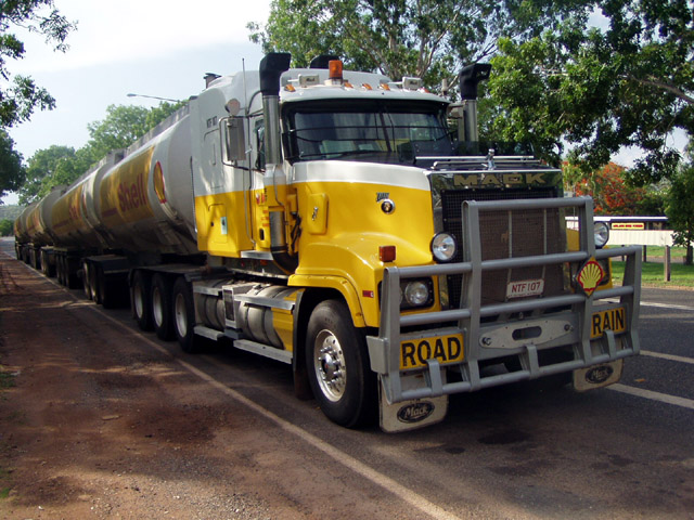 Road train 