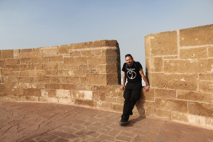 أنا (&uuml;bersetzt: ich)